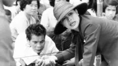 สมเด็จพระนางเจ้าสิริกิติ์ฯ เสด็จเยียมพสกนิกร