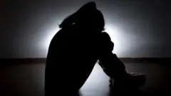 சிறுமியிடம் பாலியல் அத்துமீறல்