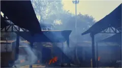 Wakazi wa mjini Delhi wanalazimika kusubiri kwa muda mrefu ili kuwachoma wapendwa wao