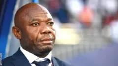 l'ancien international nigérian Emmanuel Amuneke