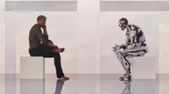 Wantoota ChatGPT adda taasisu keessaa tokko itti fayyadama afaan isaati. Akka hiriyyaa, barsiisaatti gaaffii dhihaate namaa deebisa