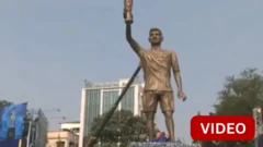 காணொளி: கொல்கத்தாவில் மெஸ்ஸிக்கு 70 அடி உயர சிலை திறப்பு