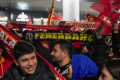 Galatasaray ve Fenerbahçe taraftarları
