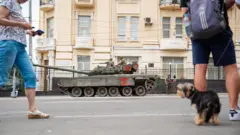 танк в Ростове 