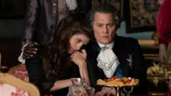 Atriz francesa Maïwenn durante gravação do filme