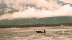 দূষণ বেড়ে যাওয়ায় হুমকির মুখে পড়েছে হাওরের প্রাণবৈচিত্র্য