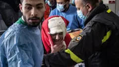 Heridos en un hospital libanés.