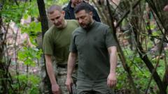 Украина: Зеленский ўзбекистонликларни ҳам тилга олди, нима қилишини айтди. Видео