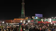 تحریک انصاف، جلسہ، مینار پاکستان