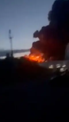 горящий склад