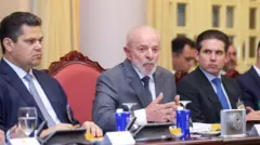 Davi Alcolumbre, Lula e Hugo Motta