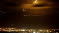 قذائف إسرائيلية على المناطق الحدودية مع لبنان 