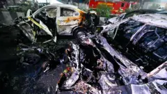 దిల్లీ పేలుడు, ఎర్రకోట, కారు పేలుడు
