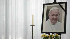 Roma Papası Fransis dəfn edilib.