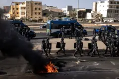 Une patrouille de gendarmes lors des manifestations le dimanche 4 février contre le report de l'élection présidentielle
