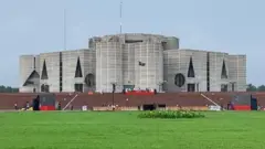 জুলাই সনদ বাস্তবায়ন আদেশে নির্বাচিত এমপিদের সংবিধান সংস্কার পরিষদের সদস্য করার কথা বলা হয়েছিল