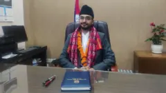 सस्मित पोखरेल शिक्षामन्त्री