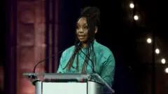 Chimamanda Ngozi Adichie 