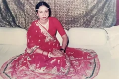 ریکھا بائی کی ایک تصویر جو کولکتہ میں 1990 کی دہائی میں لی گئی