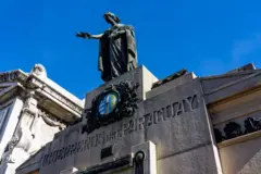 Estátua em Panteão