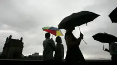 मान्सूननं महाराष्ट्रासह कर्नाटक, आंध्र प्रदेश, तेलंगणामध्ये केली आगेकूच