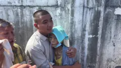 ၅၀၅ က နဲ့ လွတ်ငြိမ်းခွင့် ပေးပေမဲ့ နိုင်ငံရေး အကျဉ်းသားတွေ ကျန်နေဆဲ