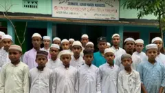 அசாம் - அரசு மதரஸாக்கள் பள்ளிகளாக மாற்றம்