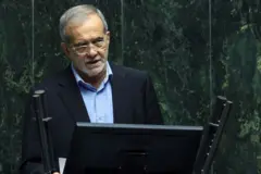 پزشکیان: هزینه تولید بنزین لیتری ۸ هزار تومان است