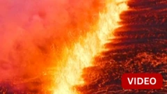 தீப்பிழம்பை கக்கும் ஐஸ்லாந்து எரிமலை - டிரோன் காட்சிகள்