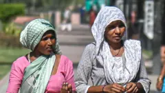મહિલાઓ