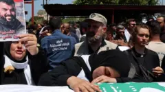 أعلنت وزارة الصحة اللبنانية عن مقتل 60 شخصاً في هجمات إسرائيلية خلال الأيام الأربعة الماضية