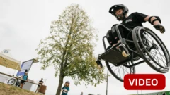 வீல் சேர் மோட்டோகிராஸ்