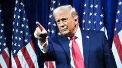 डोनाल्ड ट्रंप