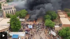 Awọn oluwọde to faramọ iditẹgbajọba naa dana sun olu ile ẹgbẹ oṣelu to wa ni iṣakoso