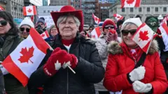 Canadenses se manifestam contra EUA