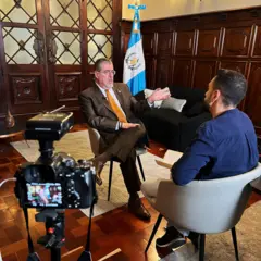 Entrevista a Arévalo