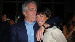 የታዋቂ ሰዎችን ስም መነጋገሪያ ያደረገው የወሲብ ወንጀለኛው ጄፍሪ ኤፕስቲን ማን ነው?