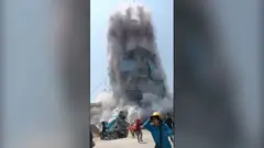 لحظه فرو ریختن یک برج در زلزله بانکوک پایتخت تایلند