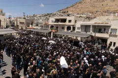 মাজদাল শামস এলাকায় নিহতদের জানাজা 