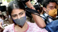 रिया चक्रवर्ती