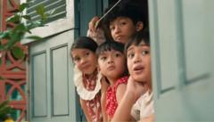 film-na-willa-merekam-dunia-yang-luas-dari-jendela-kecil-anak-anak