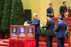 Con số tổng cộng ủy viên Trung ương Đảng không thay đổi, nhưng đã có rất nhiều sự thay đổi đáng chú ý