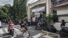 ledakan-di-sman-72-kelapa-gading-densus-88-menemukan-tujuh-peledak-di-sekolah-bagaimana-perkembangan-terbaru-penyelidikan