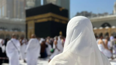 Àlàyé lórí báwọn olùjọ́sìn tó ní ìpèníjà etí ṣé máa ń ṣiṣẹ́ Hajj ní Mecca