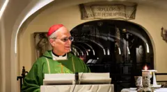 Foto da missa celebrada por Prevost em janeiro deste ano, da qual participou um brasileiro.