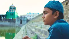 चित्रपटातील दृश्य 