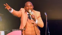 Pasiteri Théogène Niyonshuti arimo kubwiriza