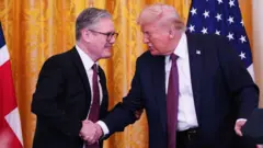 Keir Starmer y Donald Trump