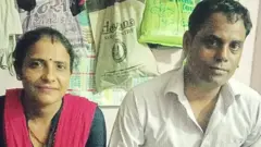 భార్య పూనమ్‌తో దుర్గాసింగ్