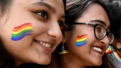 ఎల్జీబీటీ కార్యకర్తలు